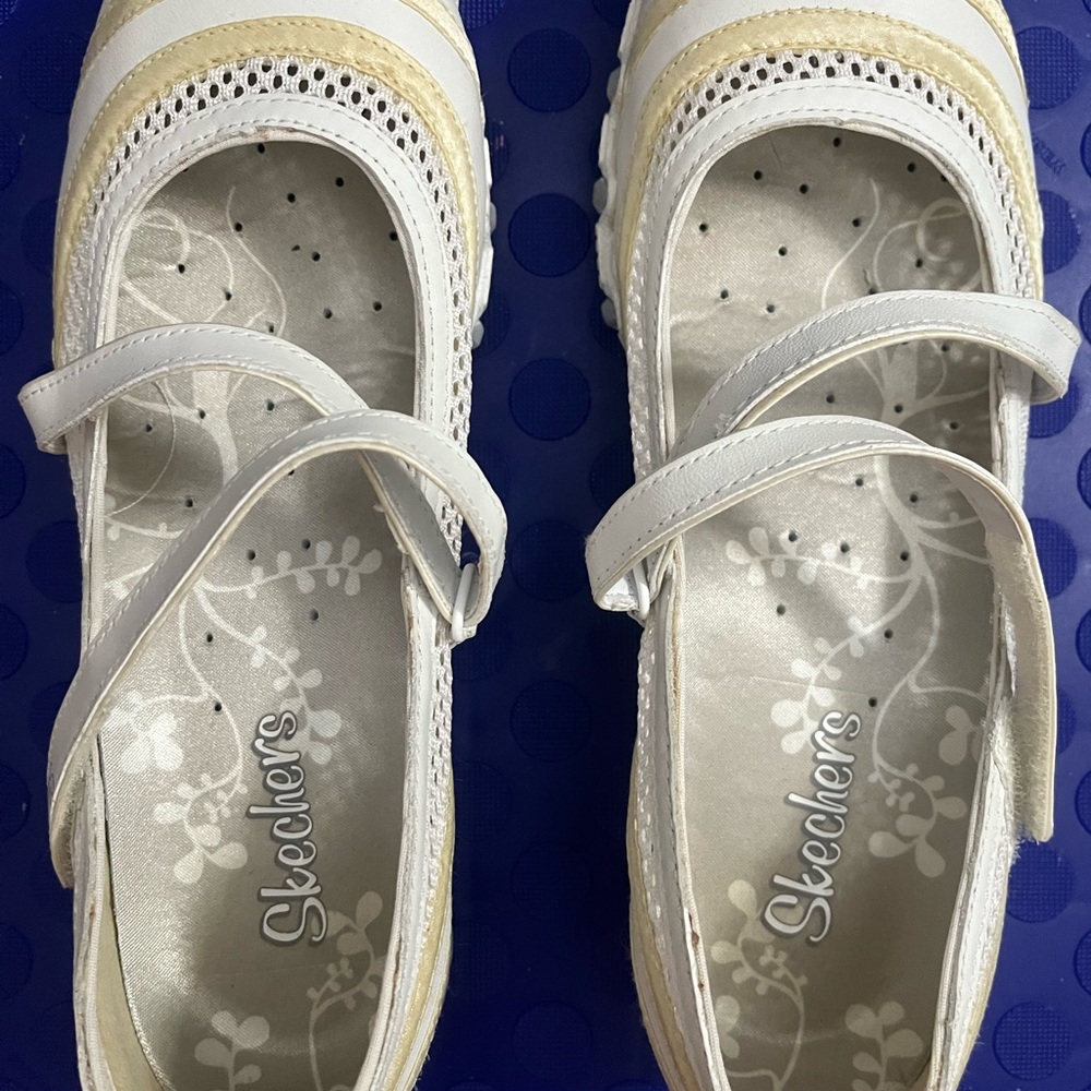 Sketchers active. Size 7.5. Women’s. White. Worn once.